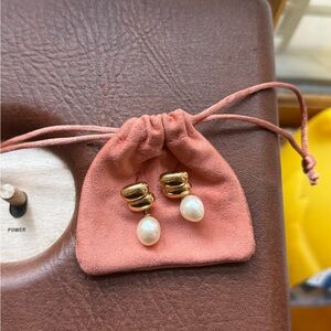 Mejuri Gold and Pearl Drop Earrings